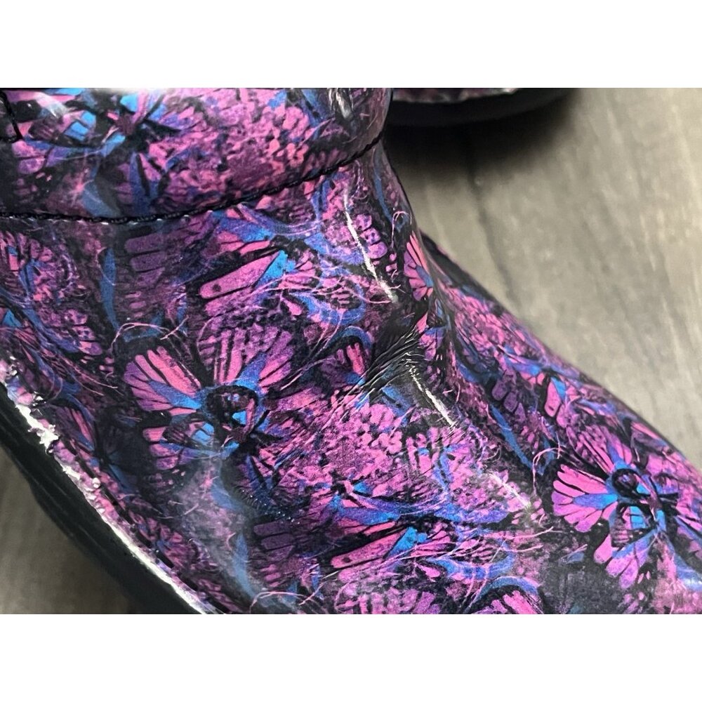 RARE DANSKO XP PATENT LEATHER PINK/BLUE PRINT CLOG 38 - Picture 3 of 13